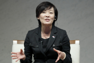 Akie abe facebook account likes criticism